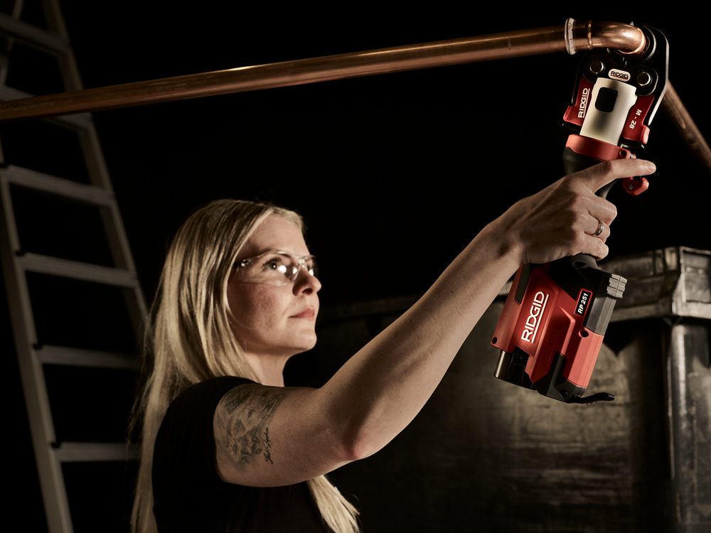 Novinka RIDGID MINI Lisovačka Compact RP-251 (AKU 12V)