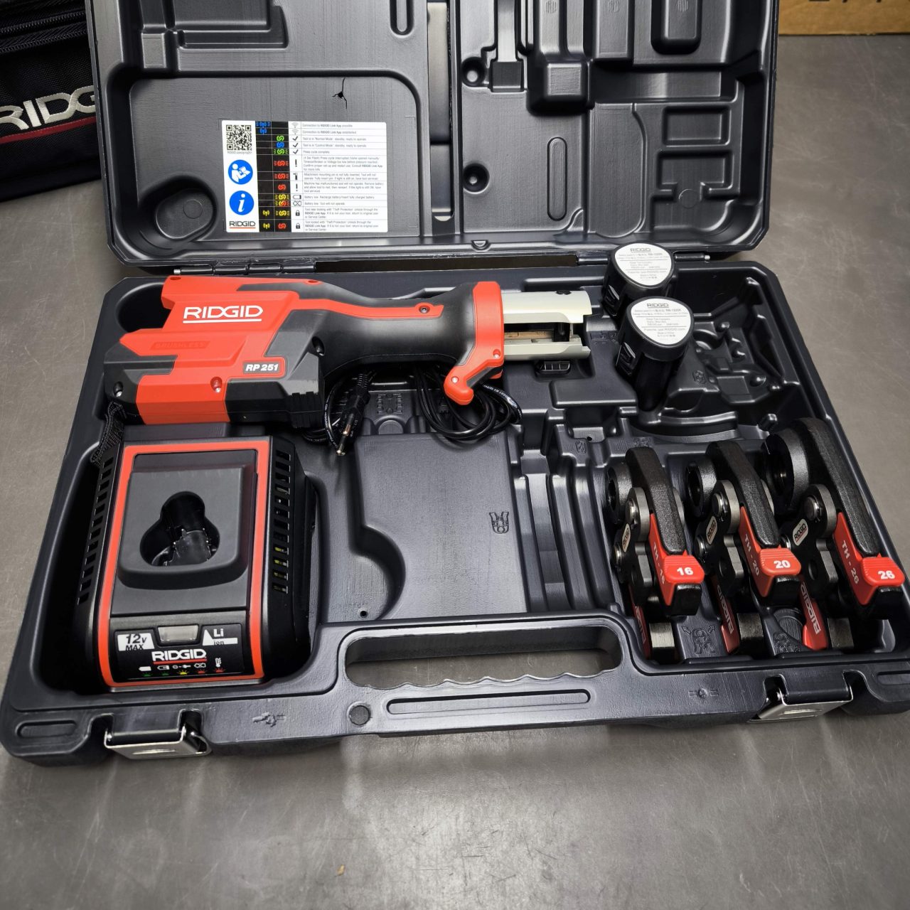 RIDGID Mini Lisovacie kliešte RP 251 + 3x čeľuste V15+22+28